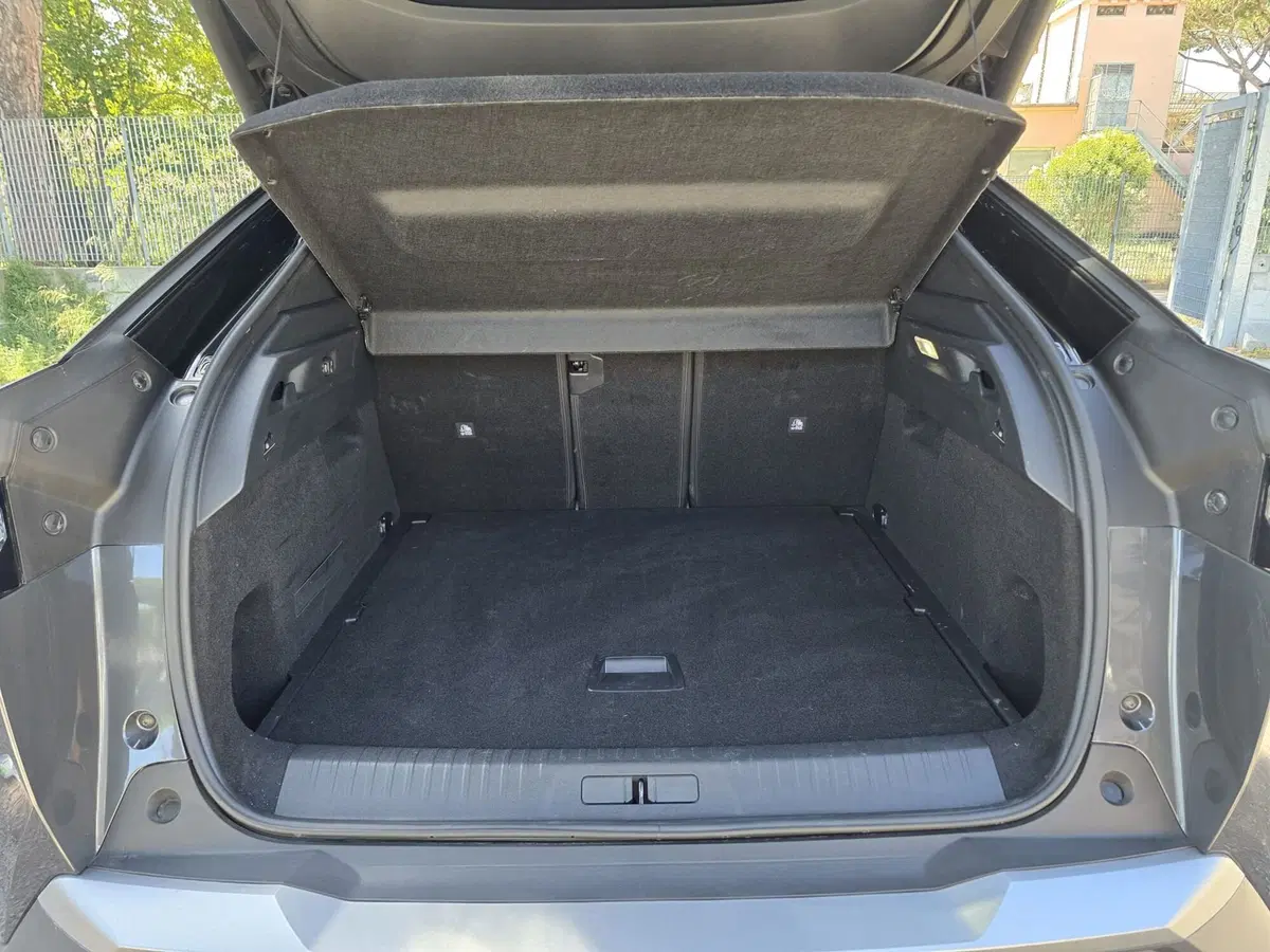 Peugeot 3008 usata a Massa-Carrara (11)