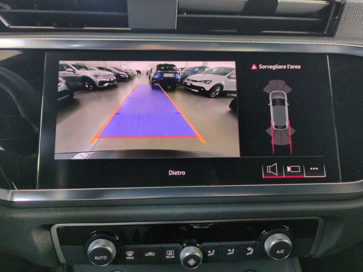 Audi Q3 Sportback usata a Agrigento (13)
