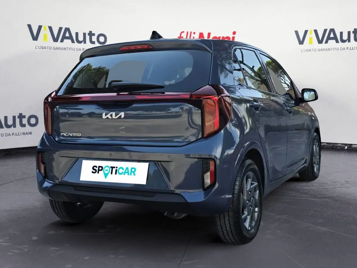 Kia Picanto usata a Massa-Carrara (2)
