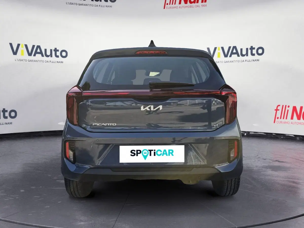 Kia Picanto usata a Massa-Carrara (4)