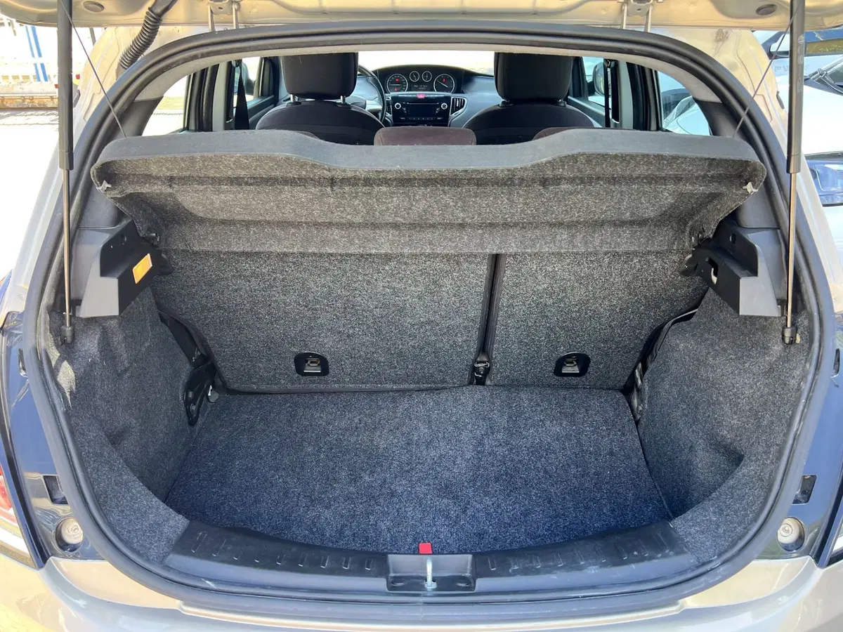 Lancia Ypsilon usata a Chieti (8)