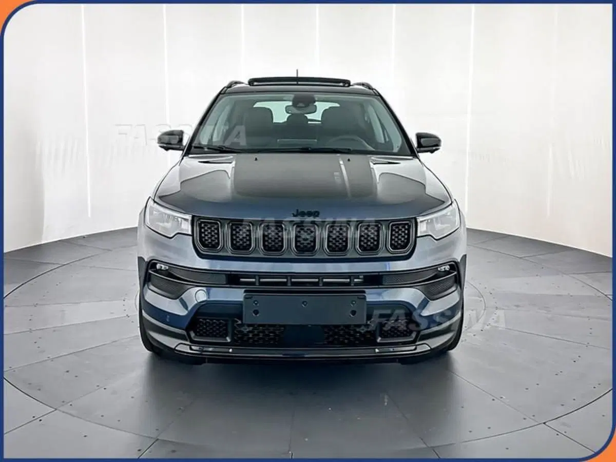 Jeep Compass nuova a Milano (2)
