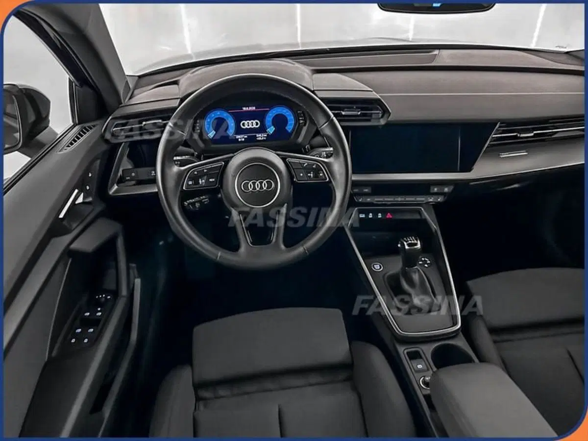 Audi A3 Sportback usata a Milano (11)