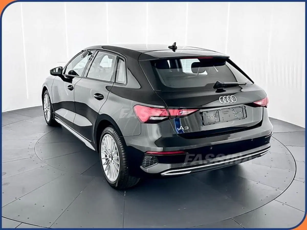 Audi A3 Sportback usata a Milano (4)