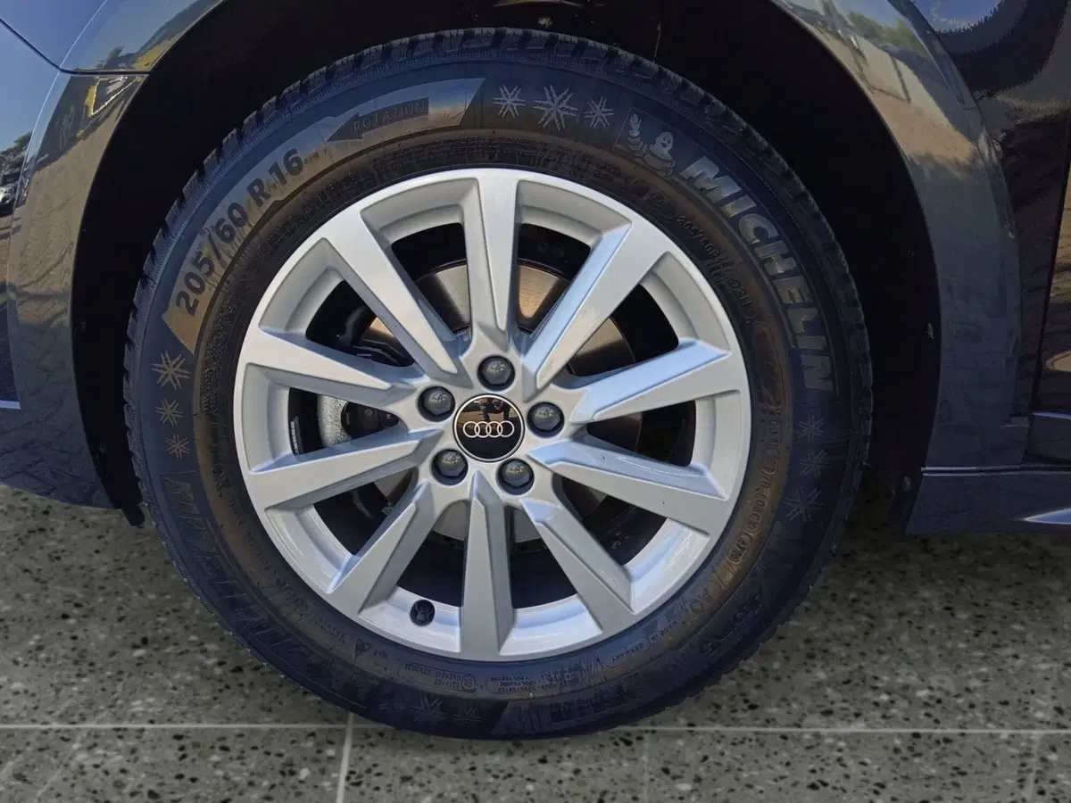 Audi A1 Sportback usata a Bari (12)