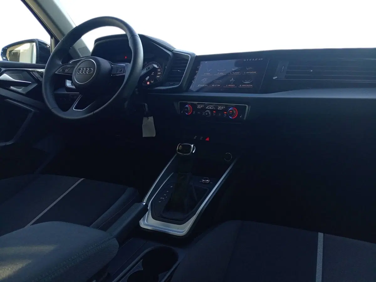 Audi A1 Sportback usata a Bari (4)