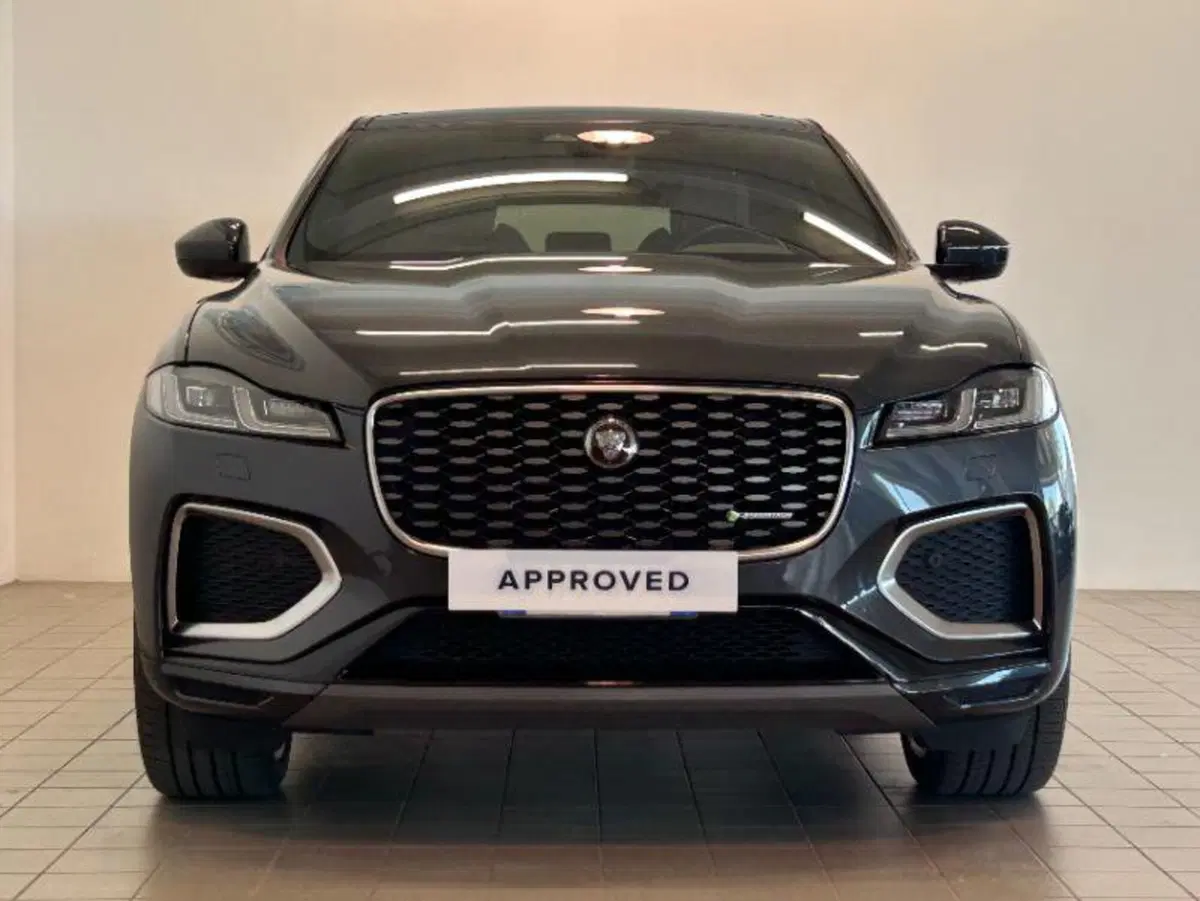 Jaguar F-Pace usata a Venezia (8)