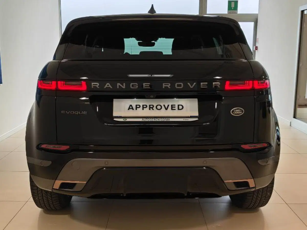 Land Rover Range Rover Evoque usata a Venezia (17)
