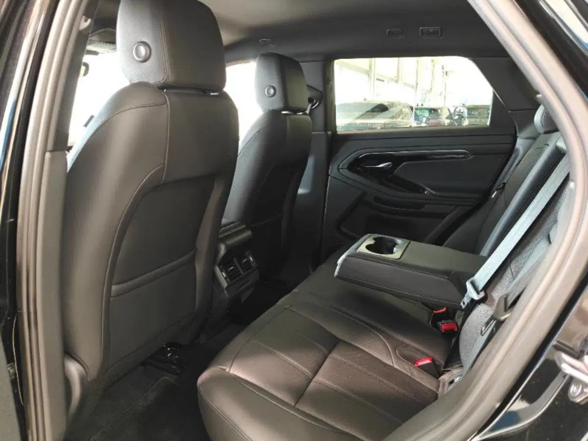 Land Rover Range Rover Evoque usata a Venezia (3)