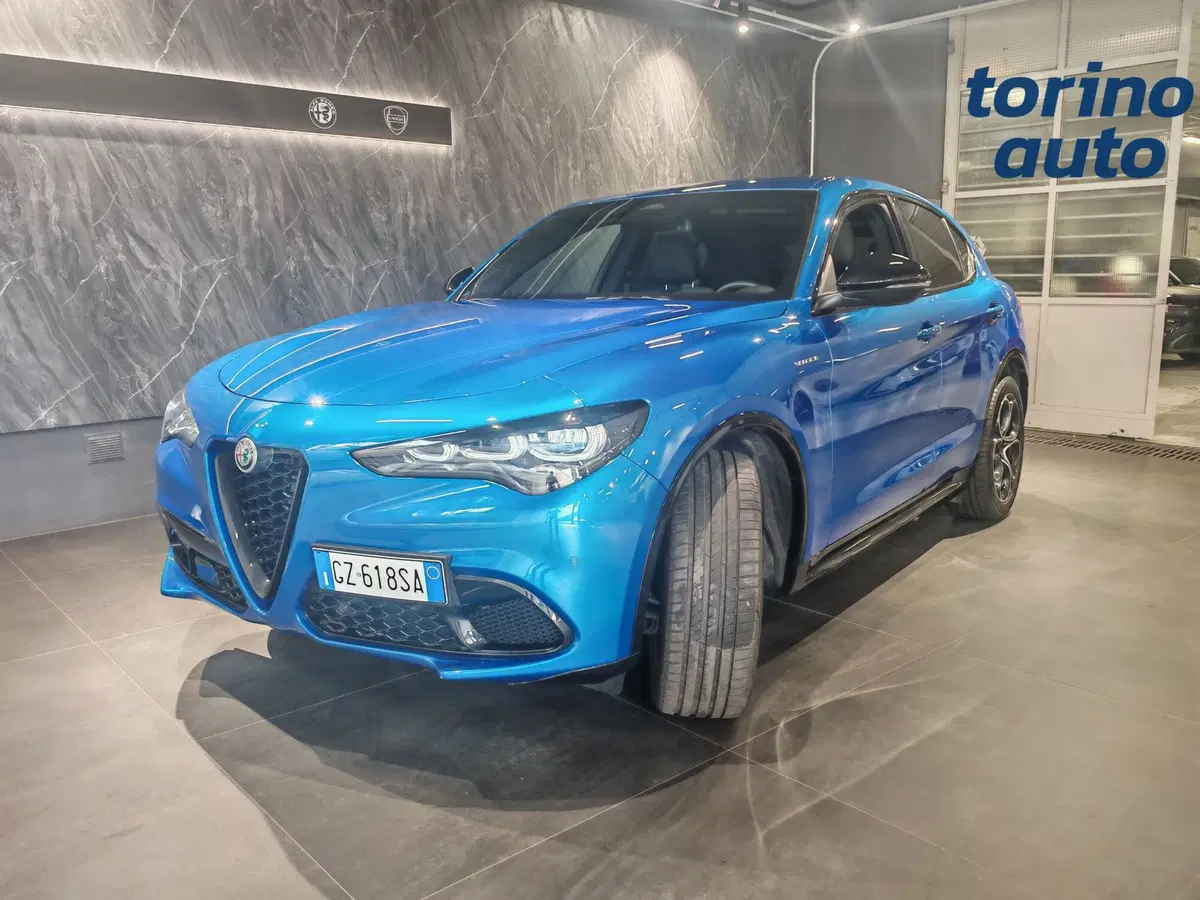Alfa Romeo Stelvio usata a Torino (2)