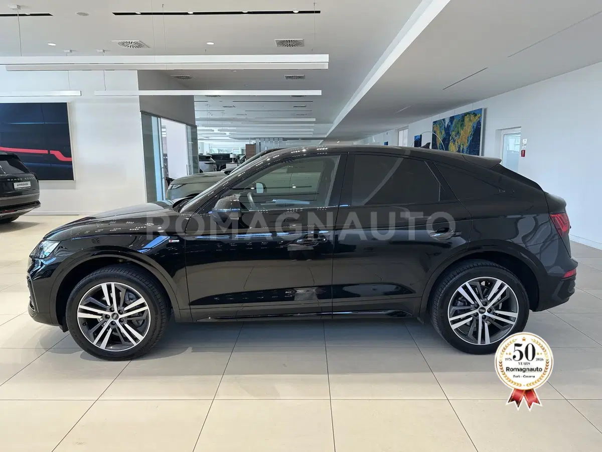 Audi Q4 Sportback usata a Forlì-Cesena (8)
