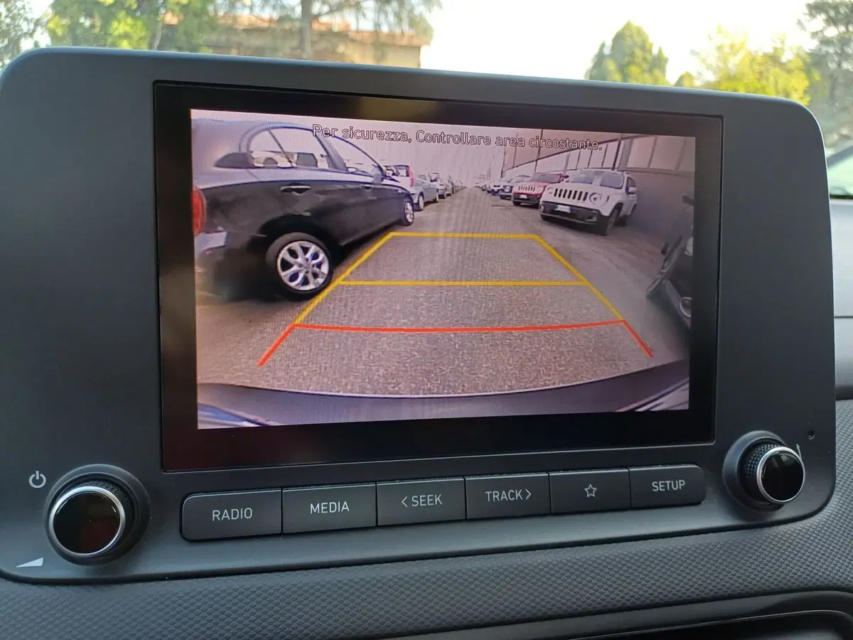 Hyundai Kona usata a Modena (13)