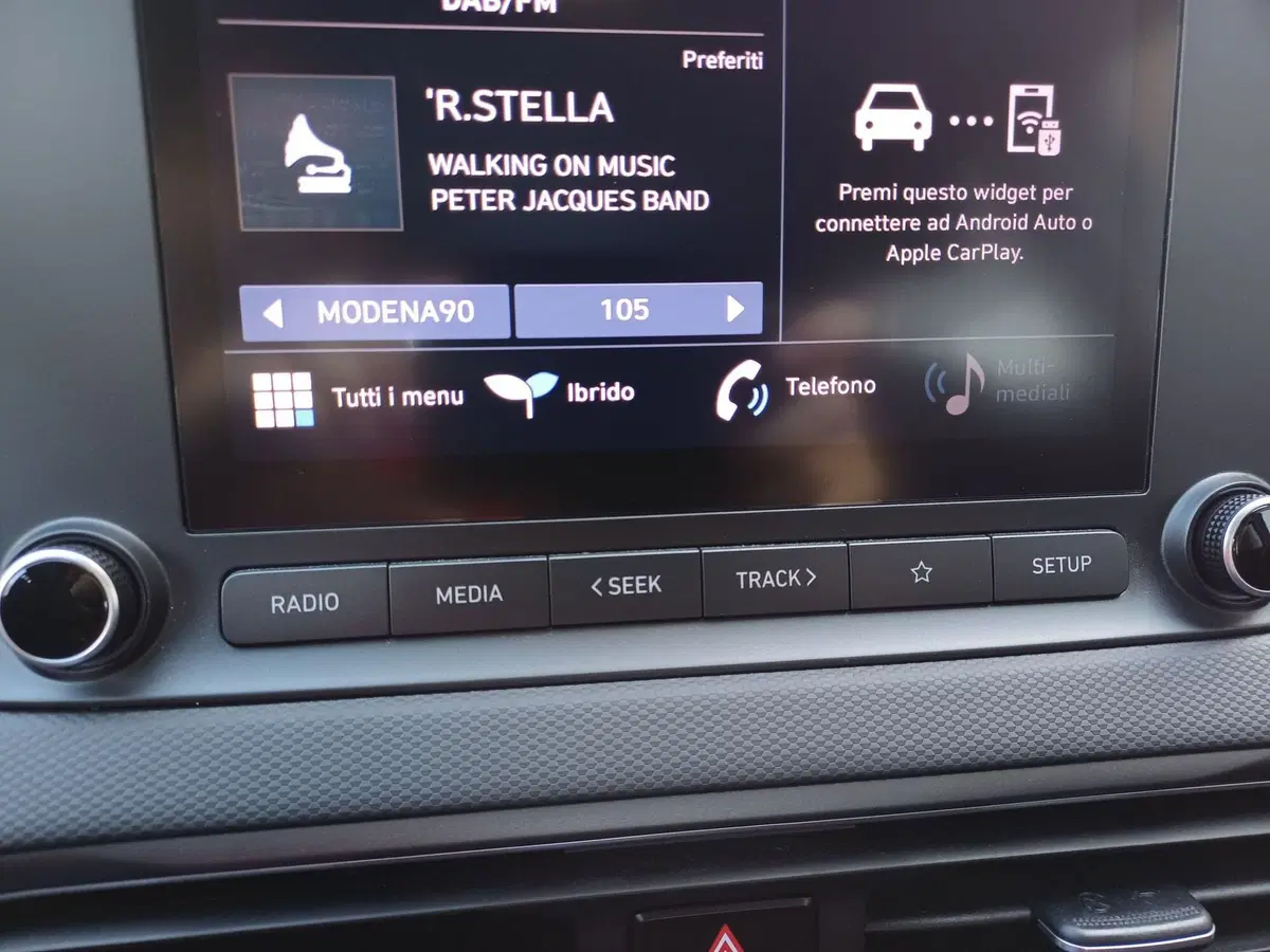Hyundai Kona usata a Modena (19)