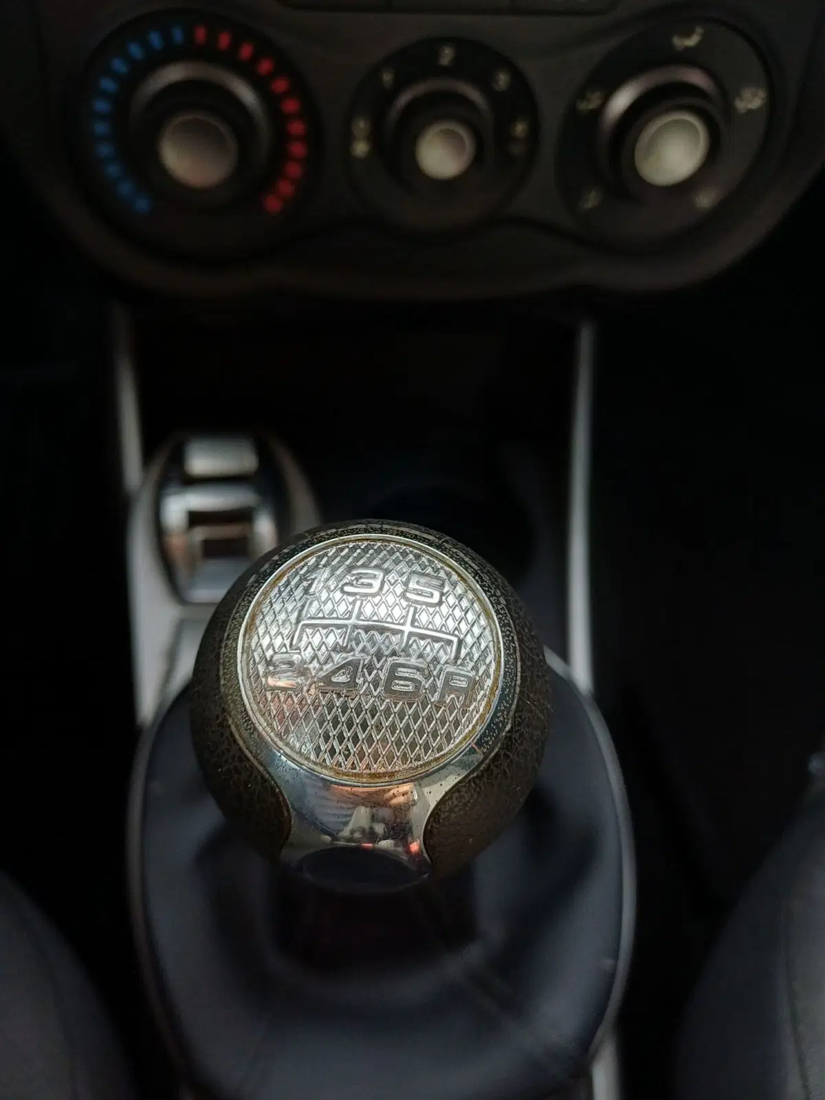 Alfa Romeo MiTo usata a Modena (14)
