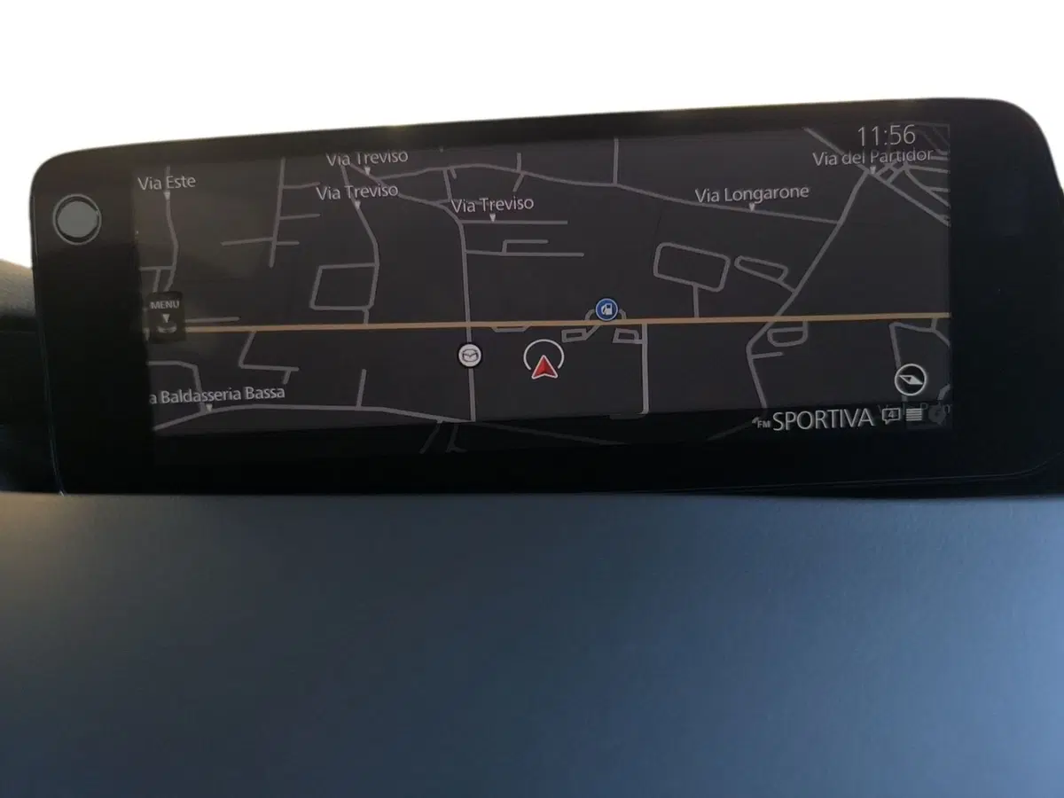 Mazda Mazda3 Hatchback nuova a Udine (11)