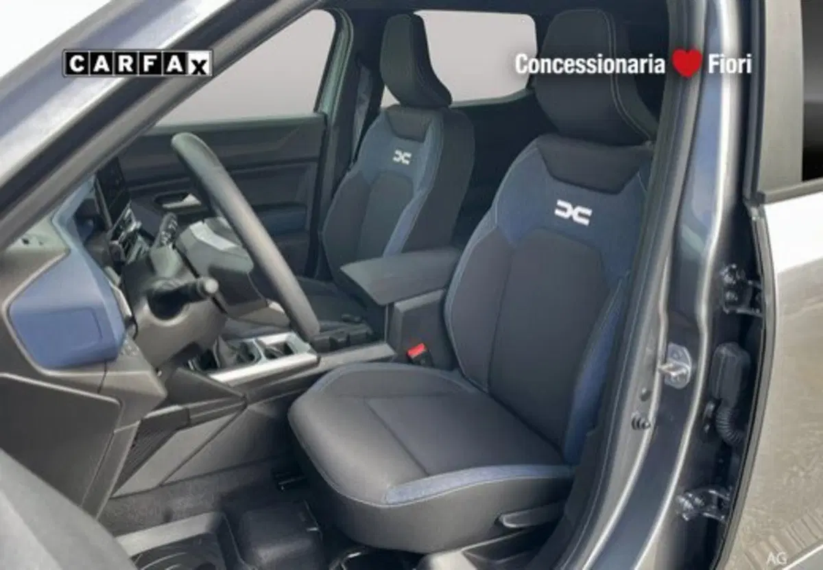 Dacia Duster nuova a Latina (9)