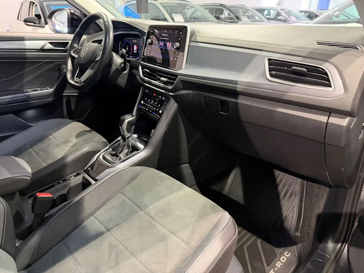 Volkswagen T-Roc usata a Genova (10)