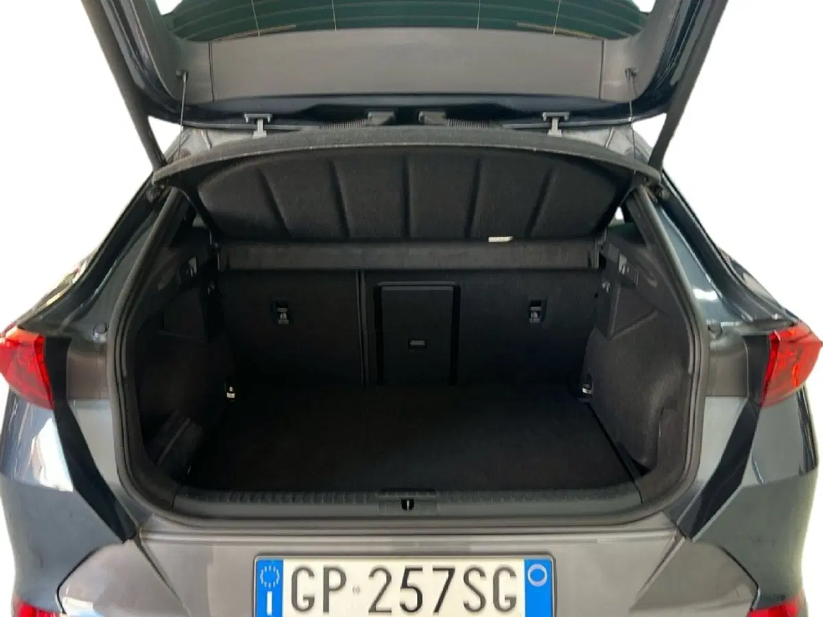 Cupra Formentor usata a Roma (10)