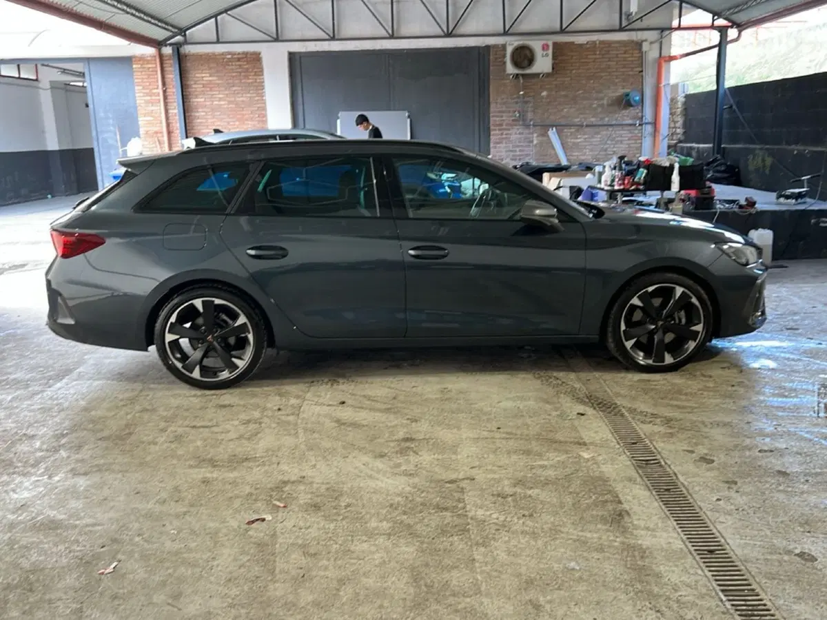 Cupra Leon Station Wagon usata a Roma (6)