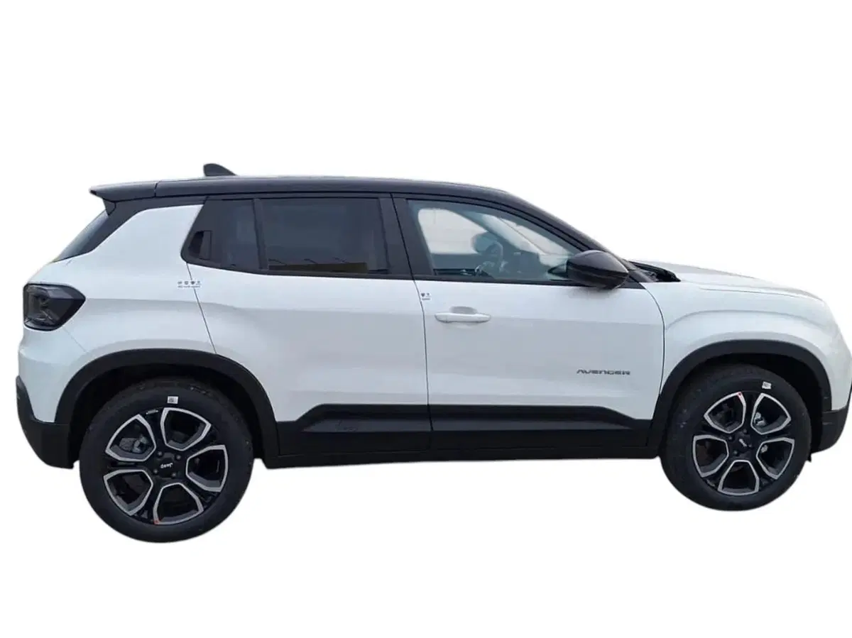 Jeep Avenger nuova a Imperia (6)