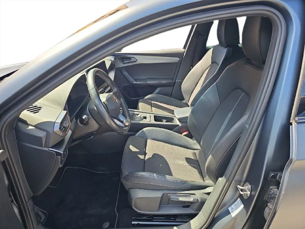 Cupra Leon Station Wagon usata a Lecco (11)