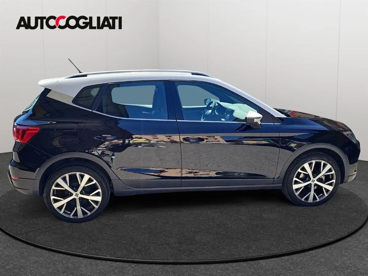 SEAT Arona usata a Lecco (4)