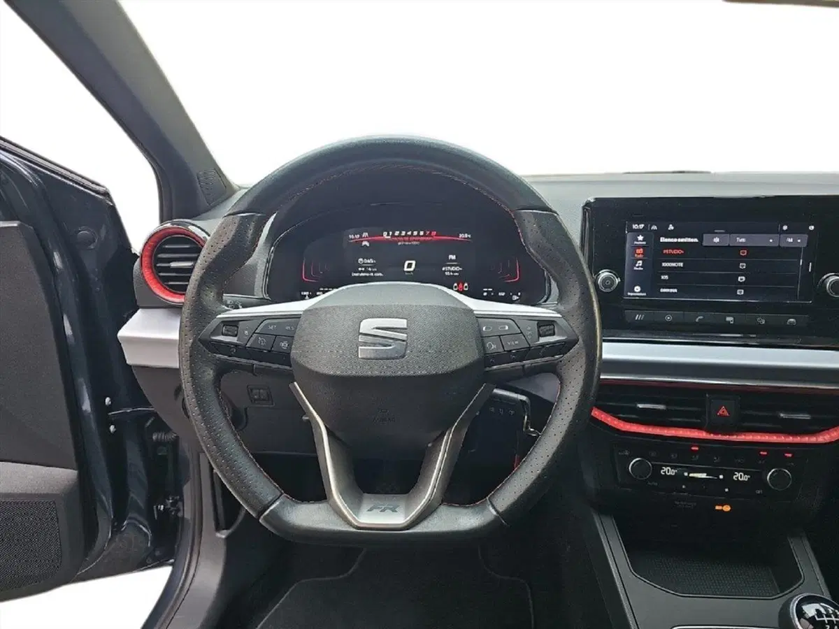 SEAT Ibiza usata a Lecco (10)
