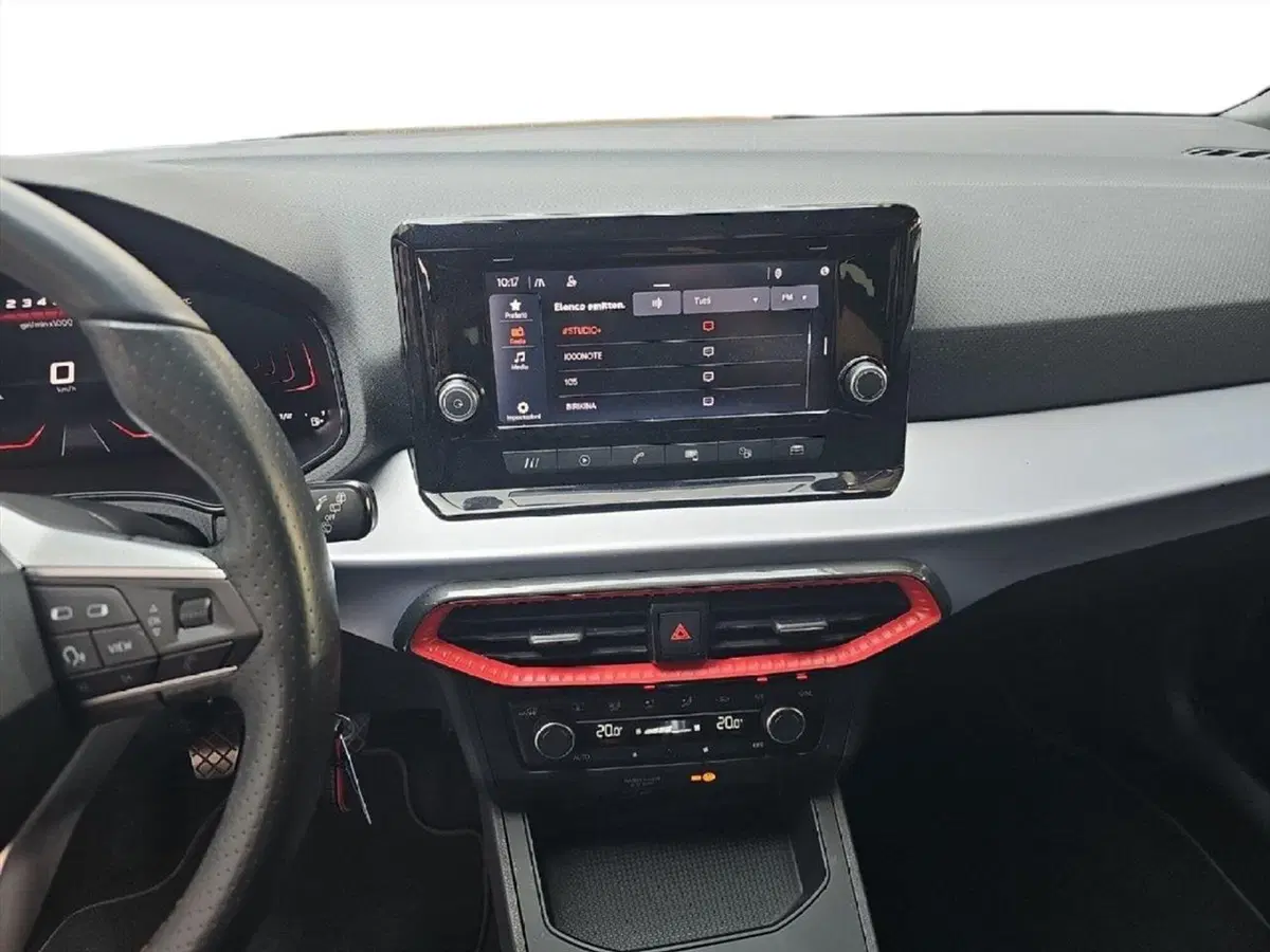 SEAT Ibiza usata a Lecco (13)