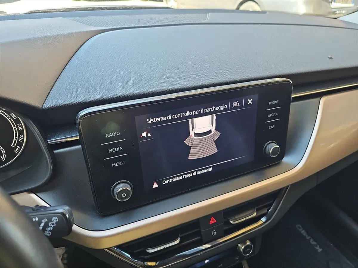 Skoda Kamiq usata a Lecco (15)