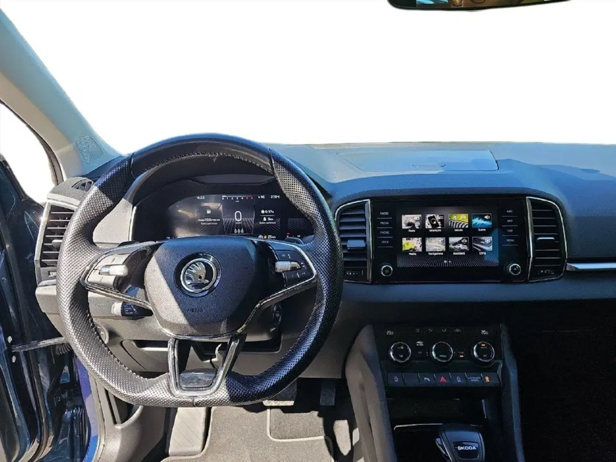 Skoda Karoq usata a Lecco (8)