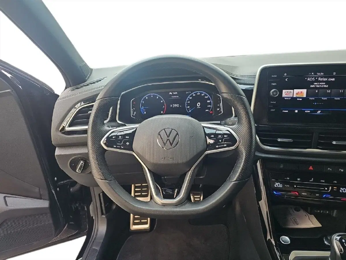 Volkswagen T-Roc usata a Lecco (10)