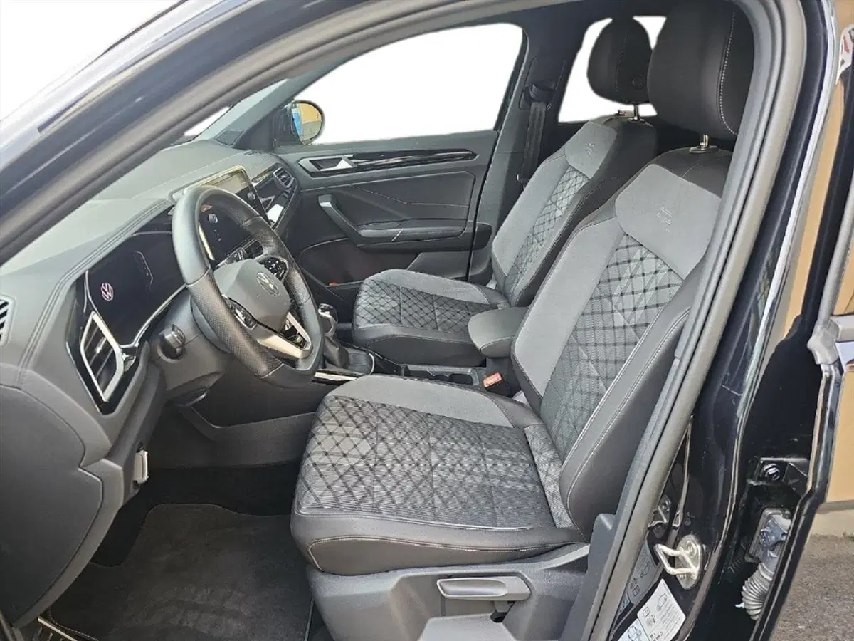 Volkswagen T-Roc usata a Lecco (11)