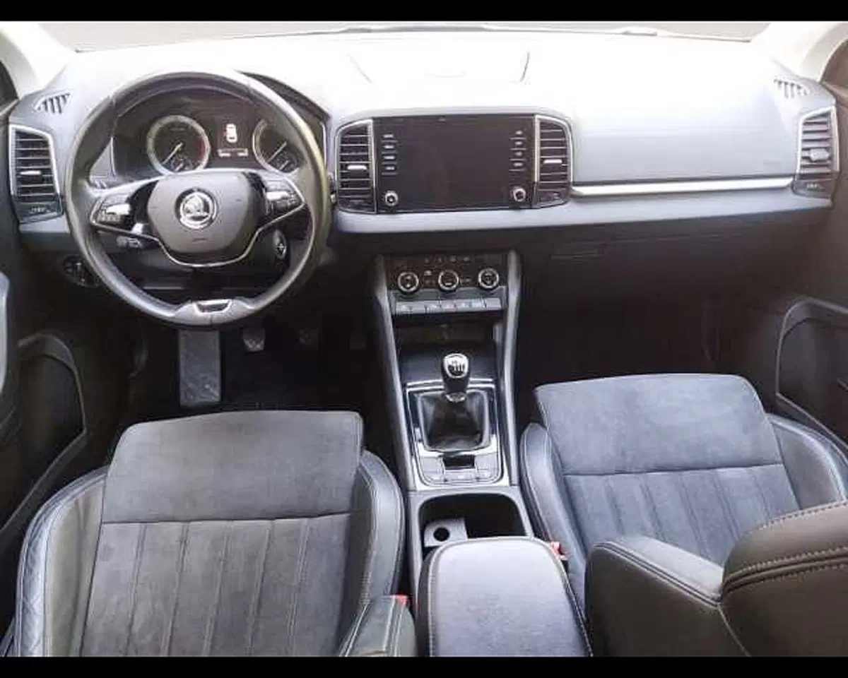 Skoda Karoq usata a Ravenna (10)