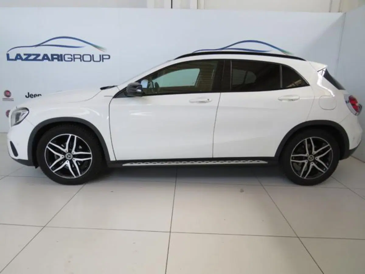 Mercedes-Benz GLA SUV usata a Lodi (3)