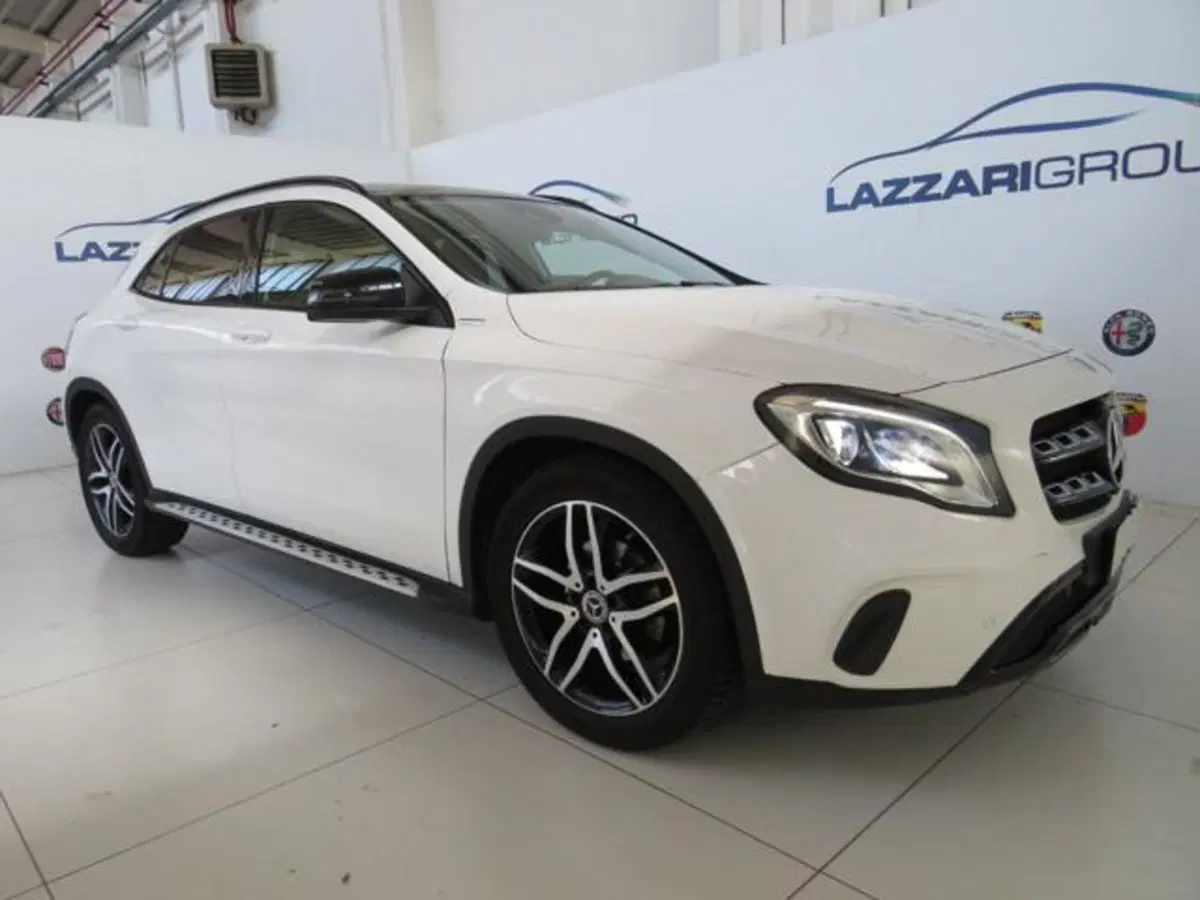 Mercedes-Benz GLA SUV usata a Lodi (5)