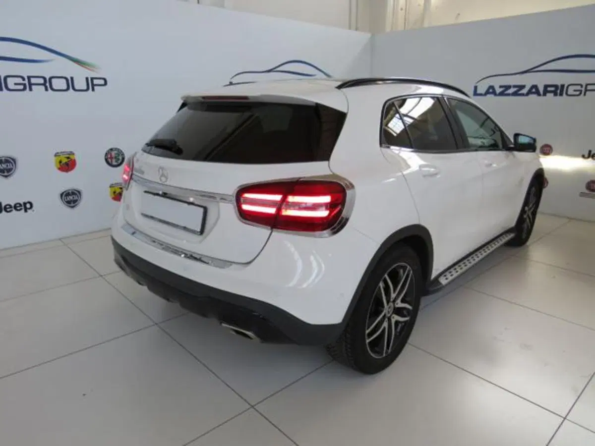 Mercedes-Benz GLA SUV usata a Lodi (7)