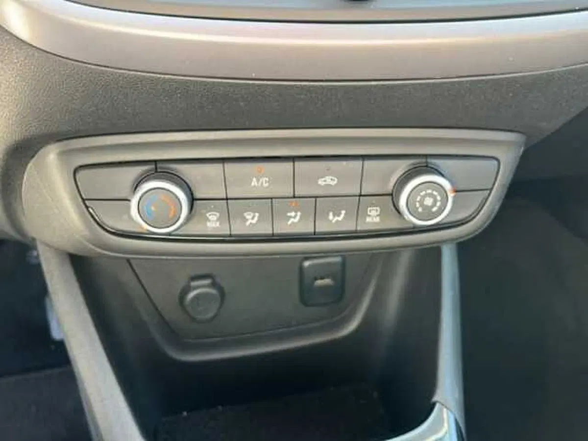 Opel Crossland X usata a Ravenna (14)