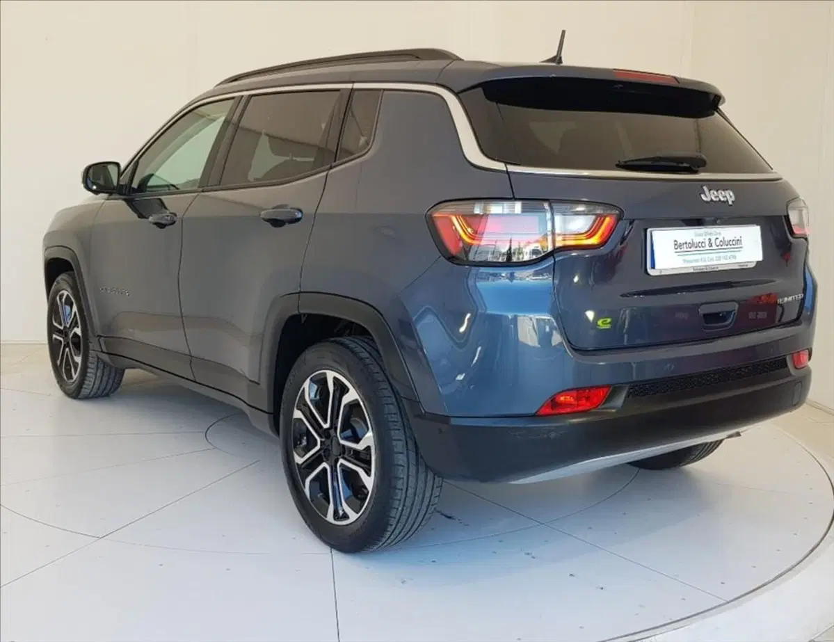 Jeep Compass usata a Lucca (4)