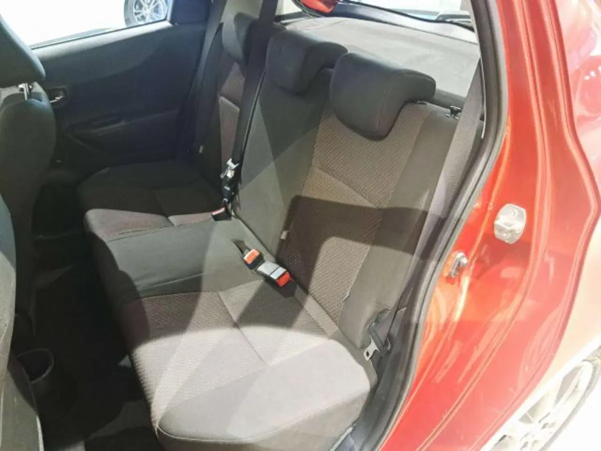 Toyota Yaris usata a Savona (13)
