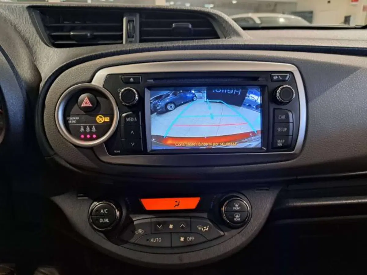 Toyota Yaris usata a Savona (20)