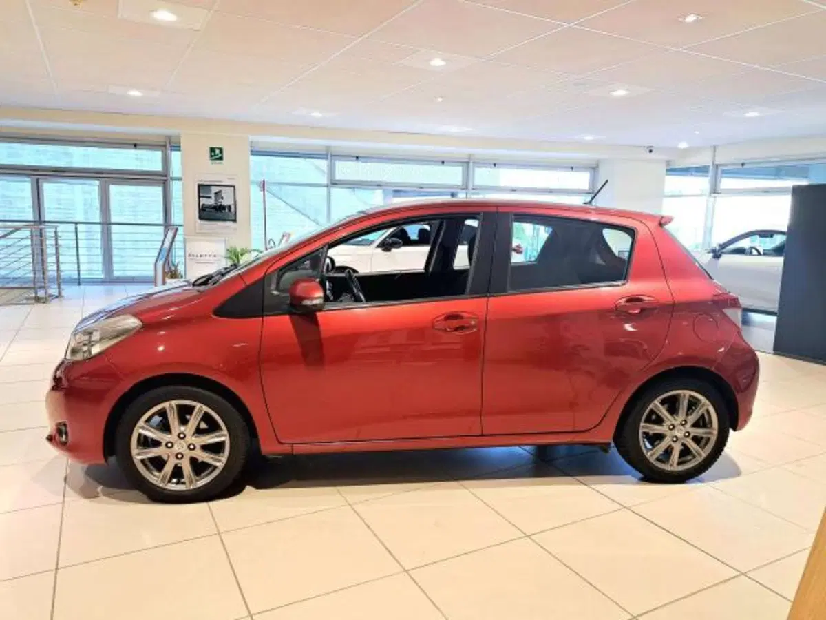 Toyota Yaris usata a Savona (8)