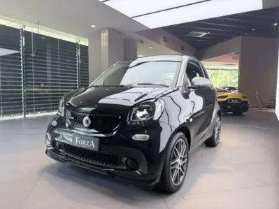 smart Fortwo BRABUS 0.9 Turbo twinamic del 2017 usata a Venaria Reale