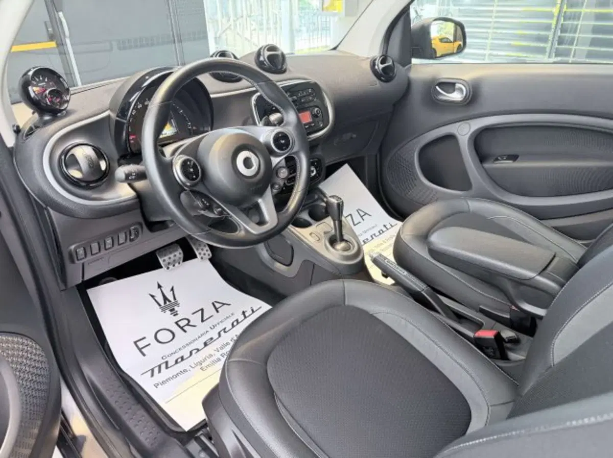 smart Fortwo usata a Torino (5)