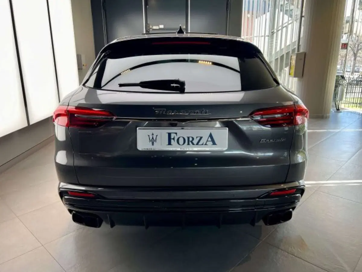 Maserati Grecale usata a Torino (6)