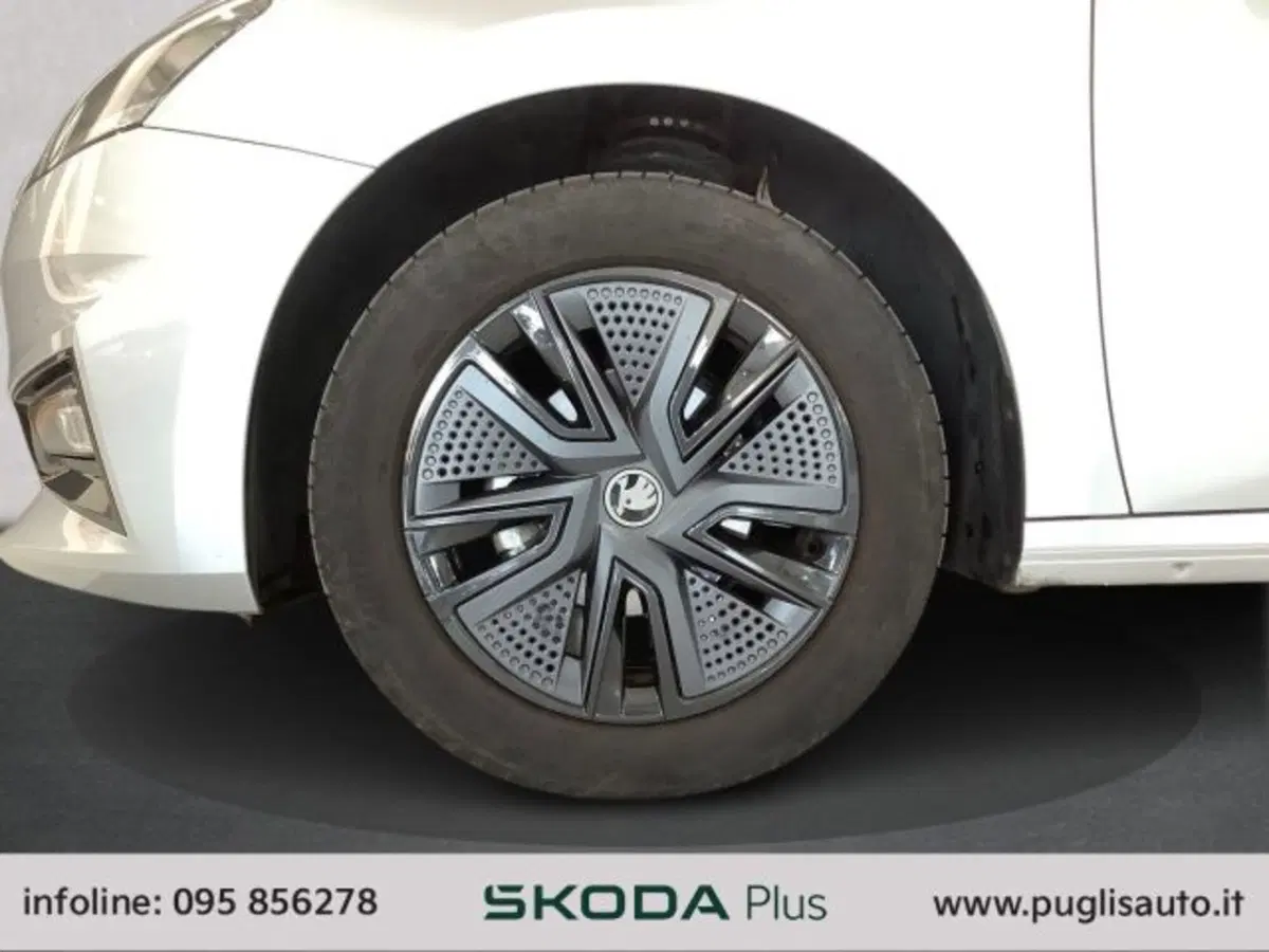 Skoda Fabia usata a Catania (14)
