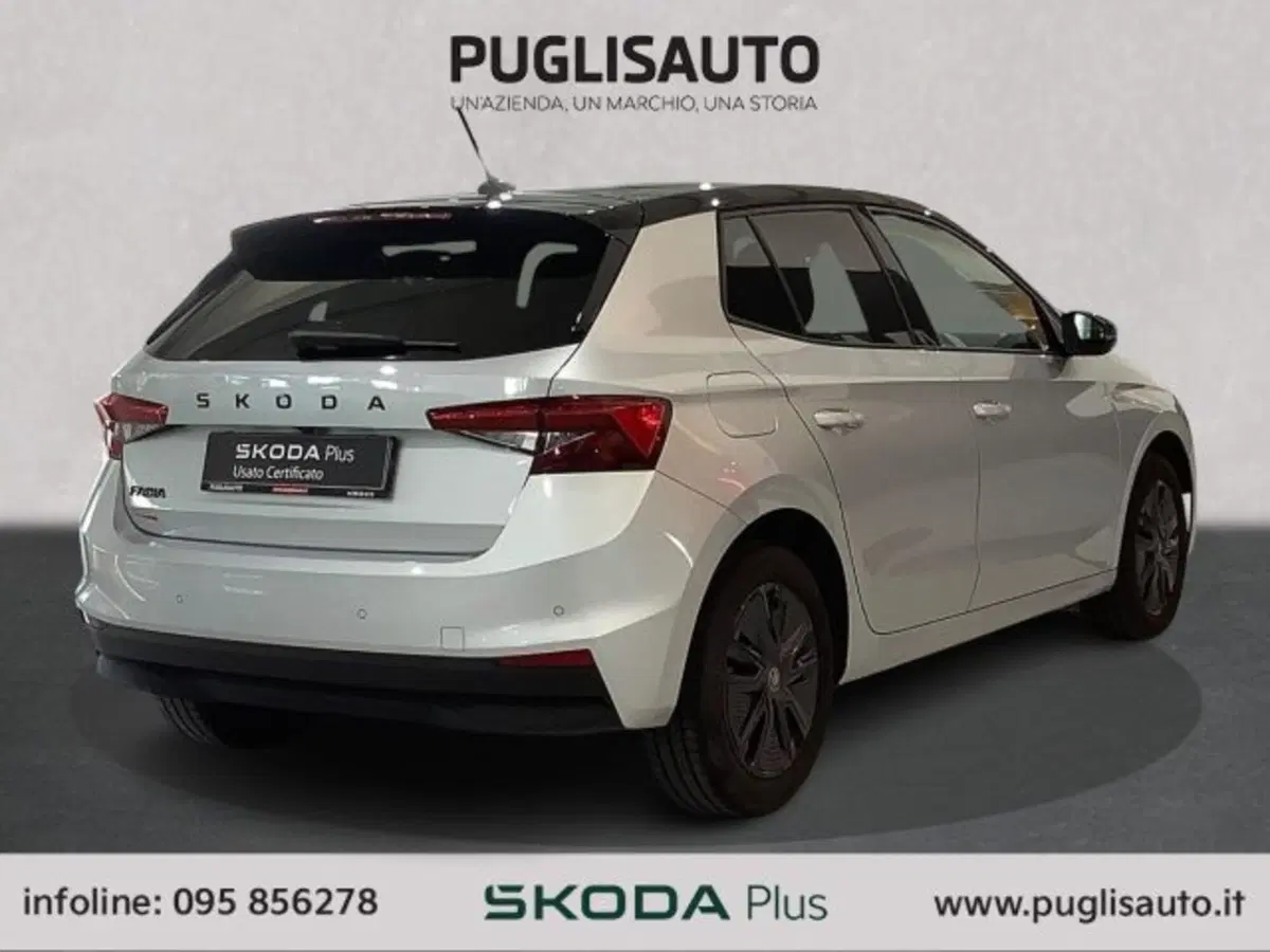 Skoda Fabia usata a Catania (4)