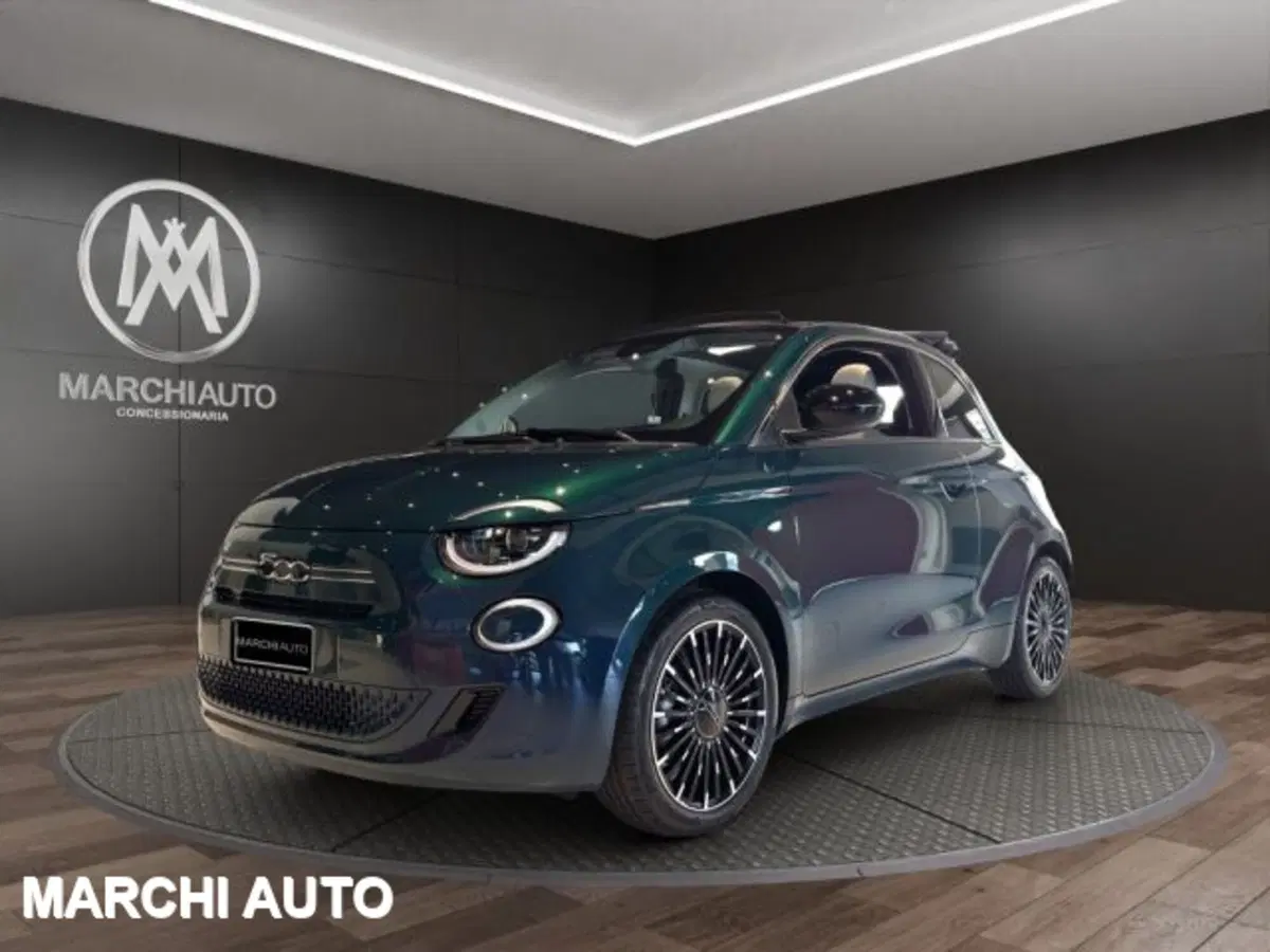 Fiat 500C Cabrio nuova a Perugia