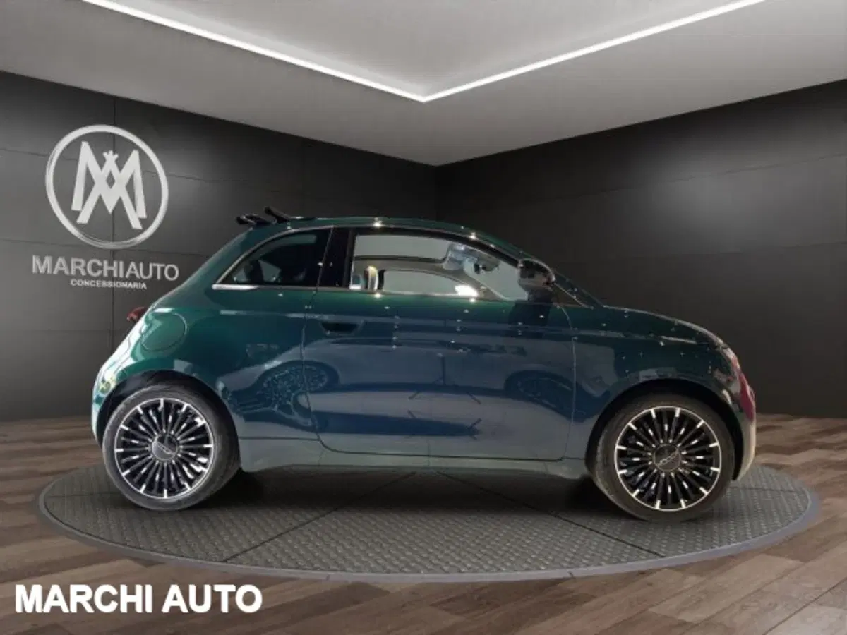 Fiat 500C Cabrio nuova a Perugia (4)