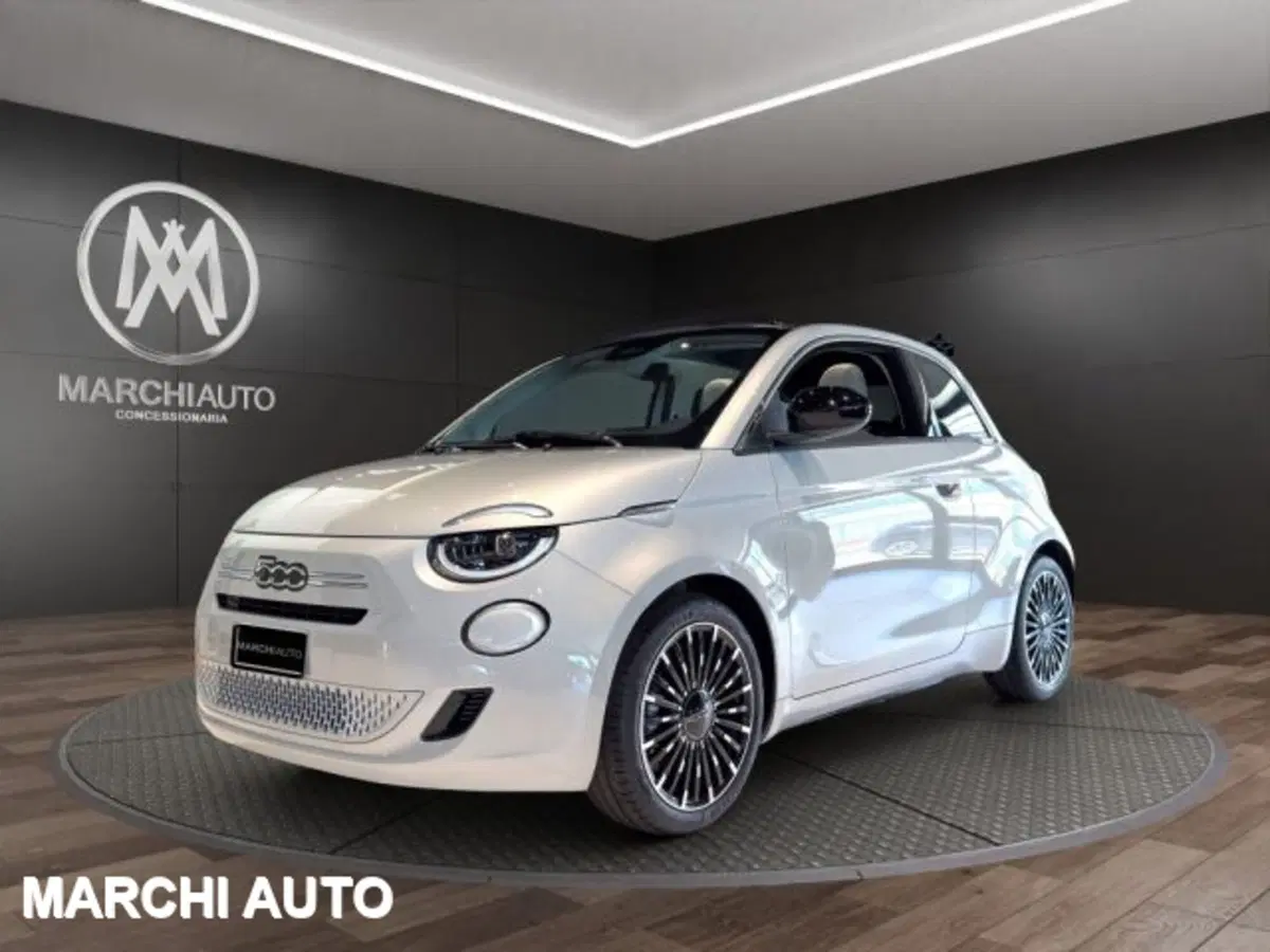 Fiat 500C Cabrio nuova a Perugia