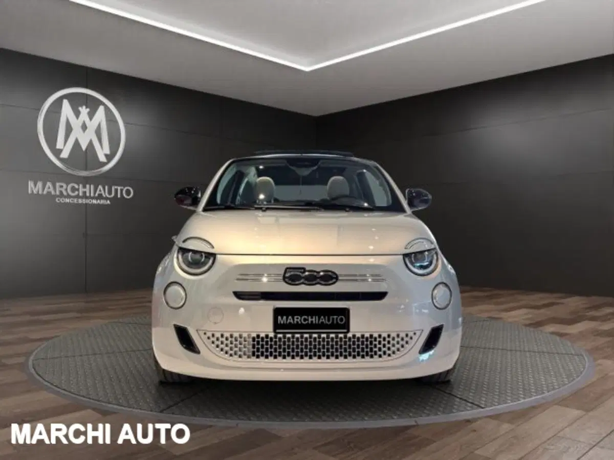 Fiat 500C Cabrio nuova a Perugia (2)